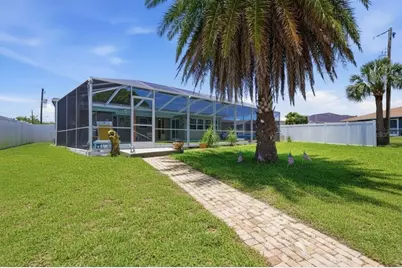 201 E Tarpon Blvd NW, Port Charlotte, FL 33952 - Photo 4