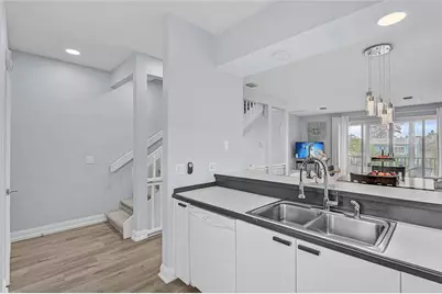 508 Forest Way #508, Longboat Key, FL 34228 - Photo 16