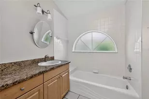 1020 Harbor Town Dr, Venice, FL 34292 - Photo 30