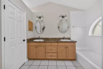 1020 Harbor Town Drive, Venice, FL 34292 - Photo 40