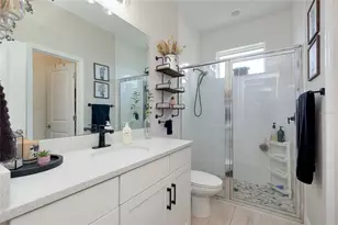 11484 Montserrat Dr, Venice, FL 34293 - Photo 42