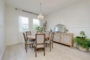 11484 Montserrat Dr, Venice, FL 34293 - Photo 16
