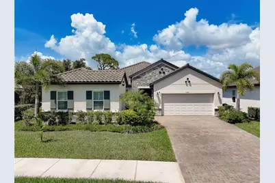 11484 Montserrat Drive, Venice, FL 34293 - Photo 2