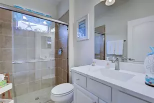 20745 Granlago Dr, Venice, FL 34293 - Photo 54