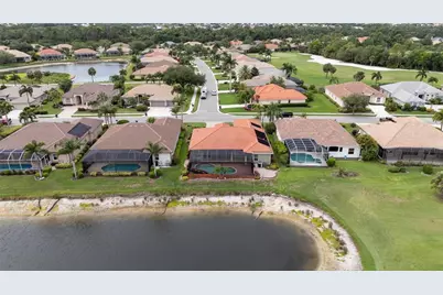 1038 Tuscany Boulevard, Venice, FL 34292 - Photo 4