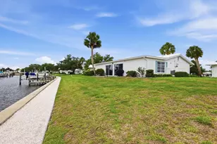 24 Oakwood Dr N, Englewood, FL 34223 - Photo 32