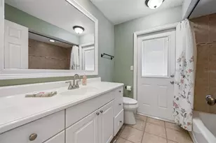 1011 Pine Forest Ct, Venice, FL 34293 - Photo 32