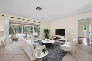 1011 Pine Forest Ct, Venice, FL 34293 - Photo 4