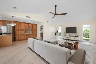 1011 Pine Forest Ct, Venice, FL 34293 - Photo 16