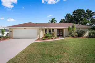 1011 Pine Forest Ct, Venice, FL 34293 - Photo 2