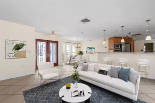 1011 Pine Forest Ct, Venice, FL 34293 - Photo 8