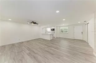 2714 Datura St, Sarasota, FL 34239 - Photo 12