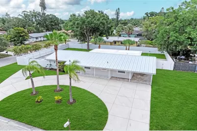 2714 Datura Street, Sarasota, FL 34239 - Photo 2
