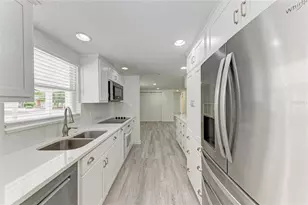 2714 Datura St, Sarasota, FL 34239 - Photo 18