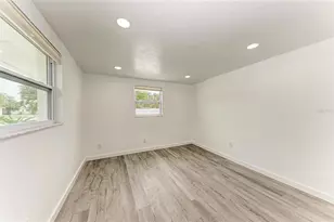 2714 Datura St, Sarasota, FL 34239 - Photo 28