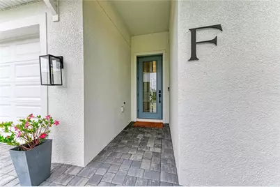 18615 Midsummer Place, Venice, FL 34293 - Photo 6