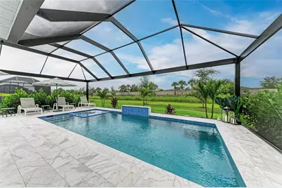 18615 Midsummer Place, Venice, FL 34293 - Photo 4