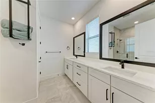 18615 Midsummer Pl, Venice, FL 34293 - Photo 26
