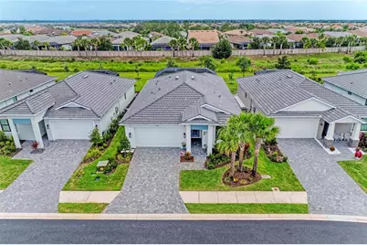 18615 Midsummer Place, Venice, FL 34293 - Photo 2