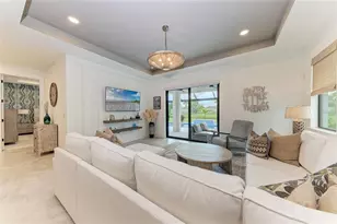 18615 Midsummer Pl, Venice, FL 34293 - Photo 10