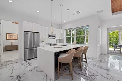 811 30th Court E, Bradenton, FL 34208 - Photo 16