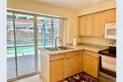 270 W Seminole Drive, Venice, FL 34293 - Photo 10