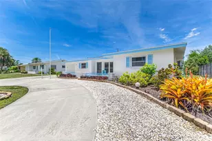 531 Sheridan Dr, Venice, FL 34293 - Photo 4