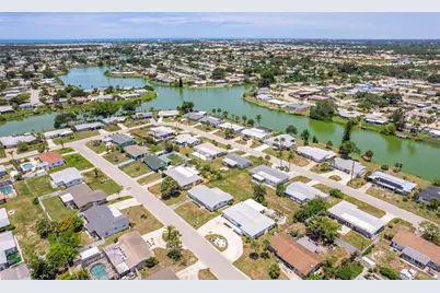 531 Sheridan Drive, Venice, FL 34293 - Photo 6