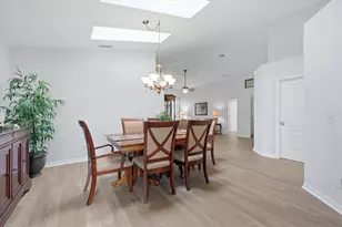 1468 Turnberry Dr, Venice, FL 34292 - Photo 10