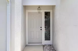 7517 38th St Cir E, Sarasota, FL 34243 - Photo 18