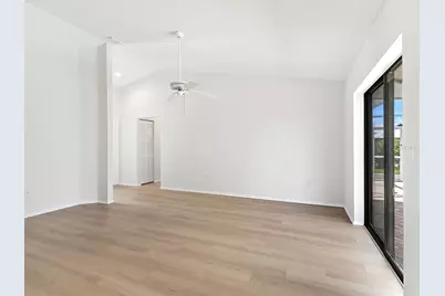 7517 38th Street Circle E, Sarasota, FL 34243 - Photo 20