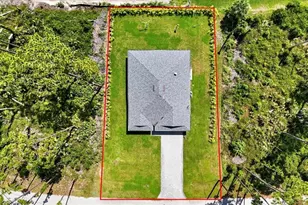 2362 Hagoplan Ln, North Port, FL 34288 - Photo 8