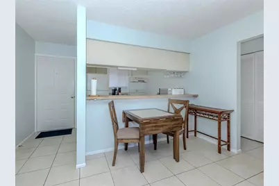 217 Airport Avenue W #216, Venice, FL 34285 - Photo 16