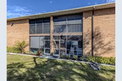 217 Airport Avenue W #216, Venice, FL 34285 - Photo 2