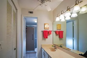 330 Mission Trail N, Venice, FL 34285 - Photo 16