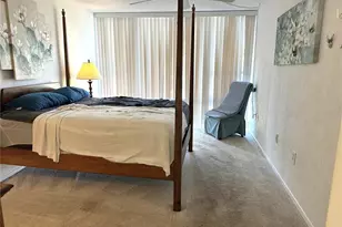 618 Bird Bay Dr S, Venice, FL 34285 - Photo 8