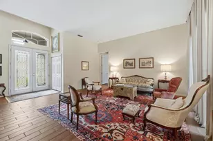 597 Aston Woods Ct, Venice, FL 34293 - Photo 8