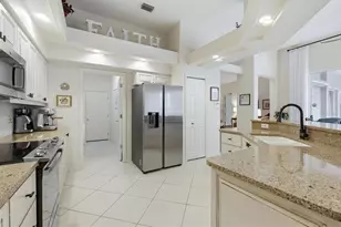 597 Aston Woods Ct, Venice, FL 34293 - Photo 14