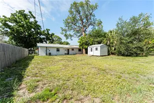 5015 Brookmeade Dr, Sarasota, FL 34232 - Photo 22