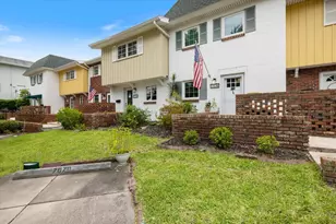 707 W Venice Ave, Venice, FL 34285 - Photo 2