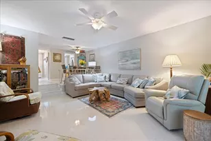707 W Venice Ave, Venice, FL 34285 - Photo 4