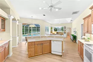 6718 Willow Pond Ln, Sarasota, FL 34240 - Photo 10