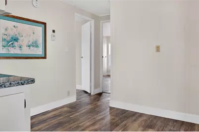 498 Longwood Drive, Venice, FL 34285 - Photo 6