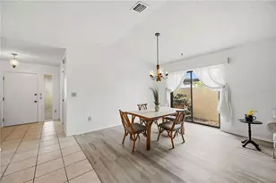 98 Drifting Sands Dr, Venice, FL 34293 - Photo 10