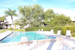 400 Mission Trail E, Venice, FL 34285 - Photo 2