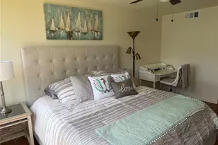 618 Bird Bay Dr S, Venice, FL 34285 - Photo 16