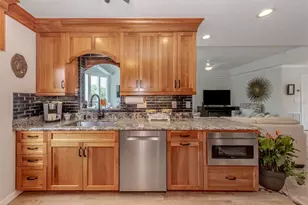 1505 Gondola Park Dr, Venice, FL 34292 - Photo 12