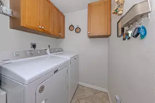 1505 Gondola Park Dr, Venice, FL 34292 - Photo 24