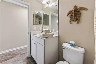 12666 Shimmering Oak Cir, Venice, FL 34293 - Photo 32