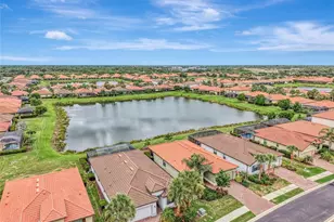 9903 Wingood Dr, Venice, FL 34292 - Photo 4